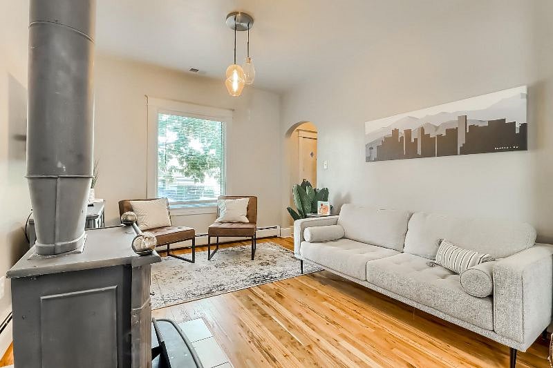 Furnished Finder property 415290_1 photo 3