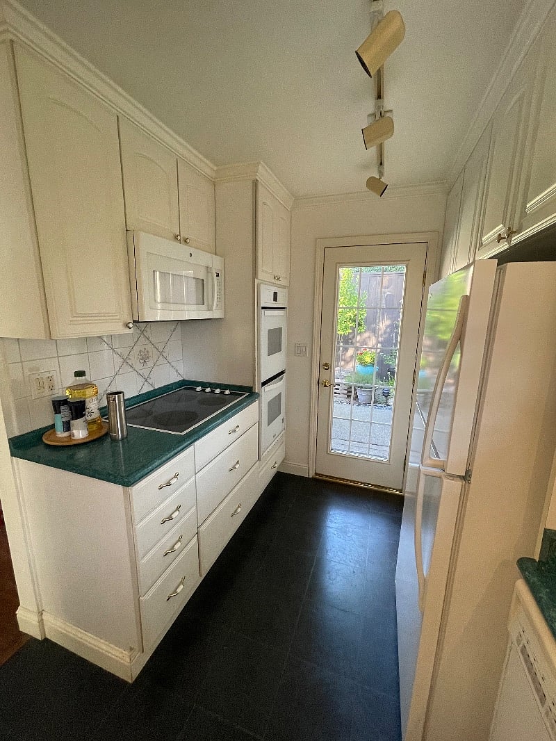 Furnished Finder property 415305_1 photo 9