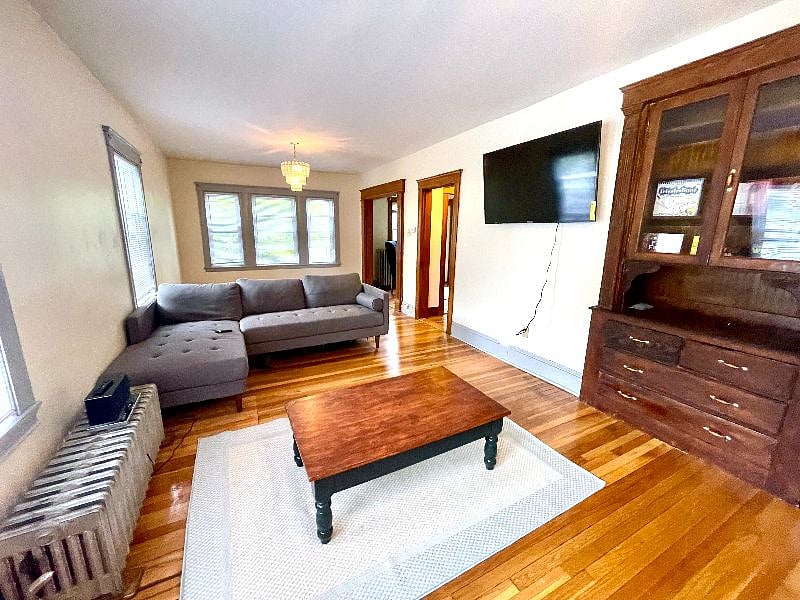 Furnished Finder property 415405_1 photo 9