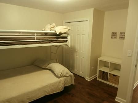 2nd bedroom - bunk beds (twin and full) and tv, closet.
