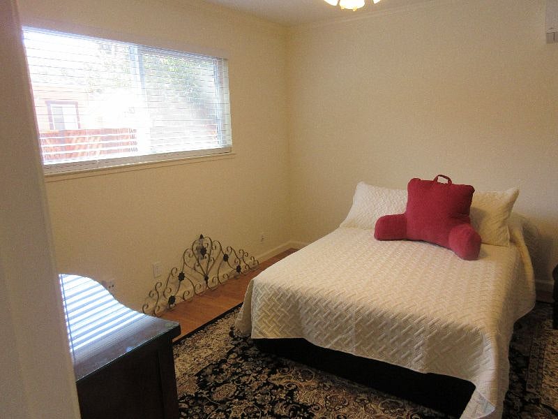 Furnished Finder property 415428_1 photo 4