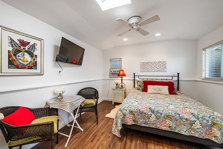 Furnished Finder property 415449_1 photo 3