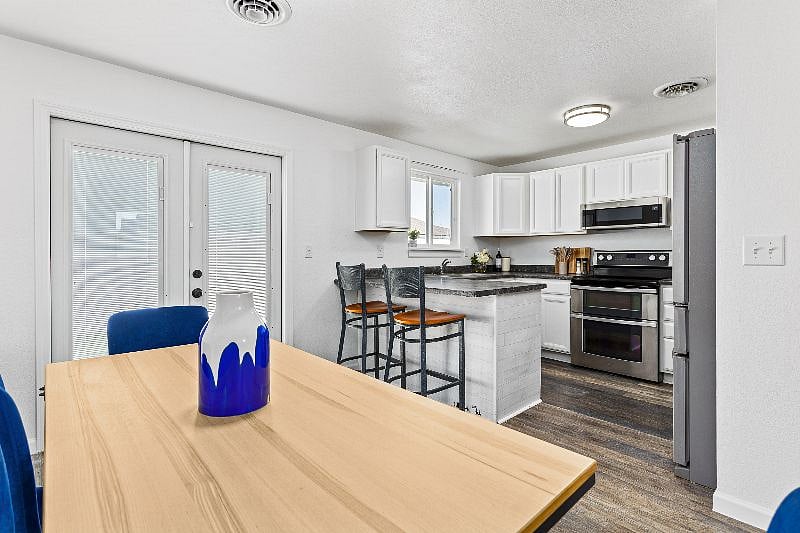 Furnished Finder property 415469_1 photo 5
