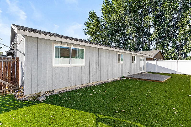 Furnished Finder property 415469_1 photo 14