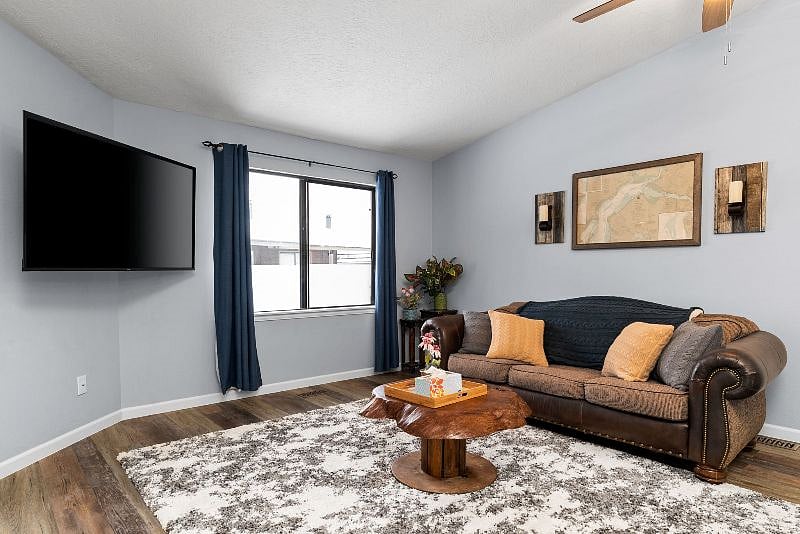 Furnished Finder property 415475_1 photo 12
