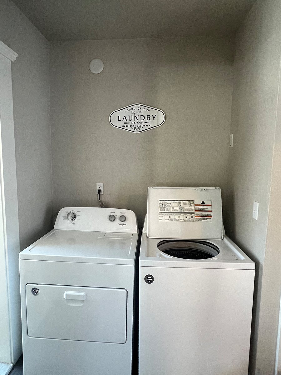 Furnished Finder property 415492_1 photo 17
