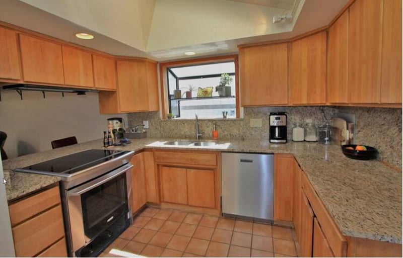 Furnished Finder property 415504_1 photo 6