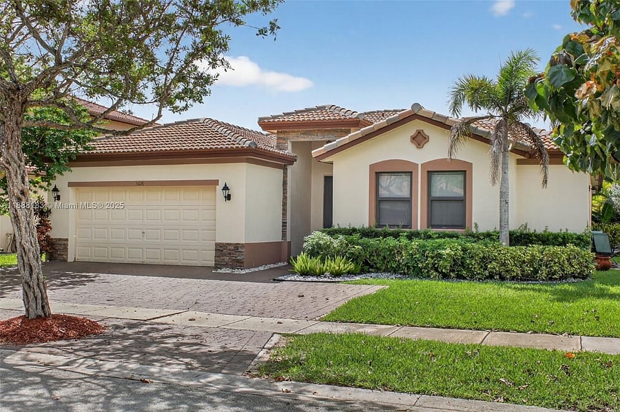 Furnished Finder property 415547_1 photo 2