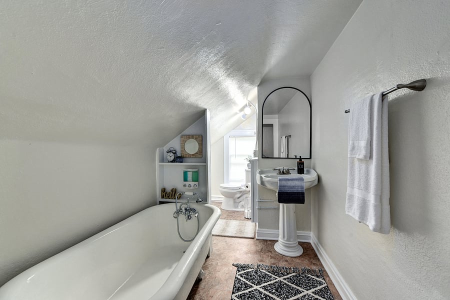 Furnished Finder property 415565_3 photo 3