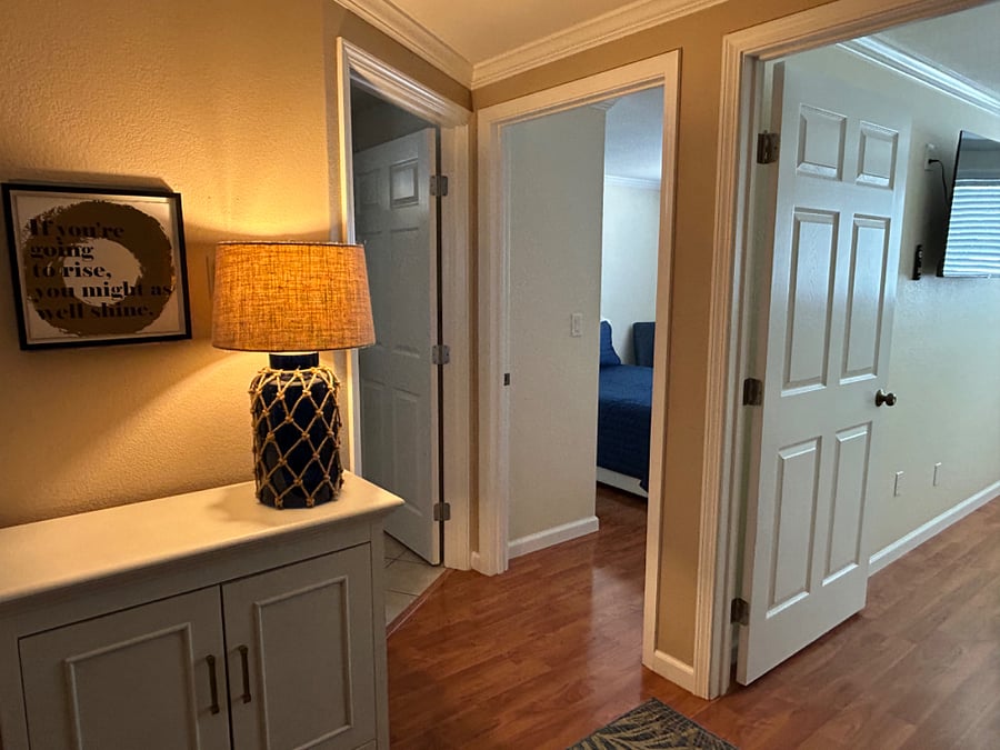 Furnished Finder property 415610_2 photo 8