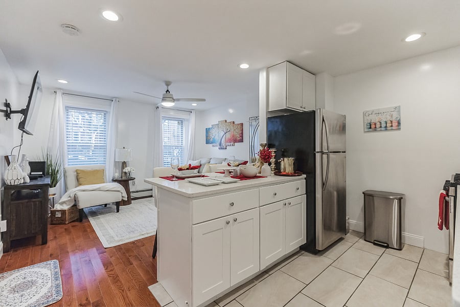 Furnished Finder property 415620_2 photo 4