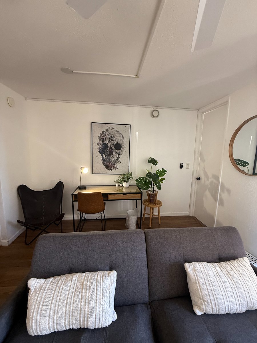 Office area 