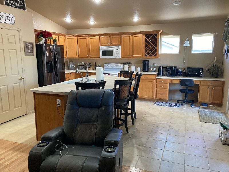 Furnished Finder property 415690_1 photo 6