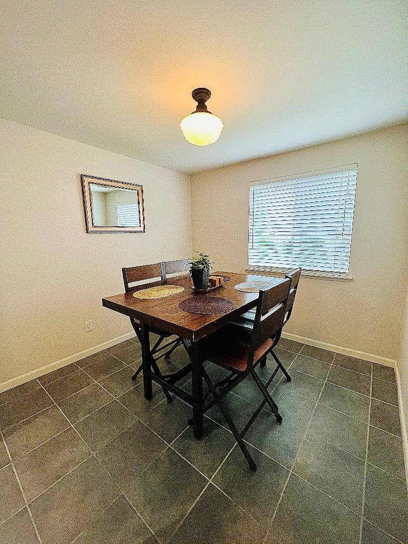 Furnished Finder property 415698_1 photo 6