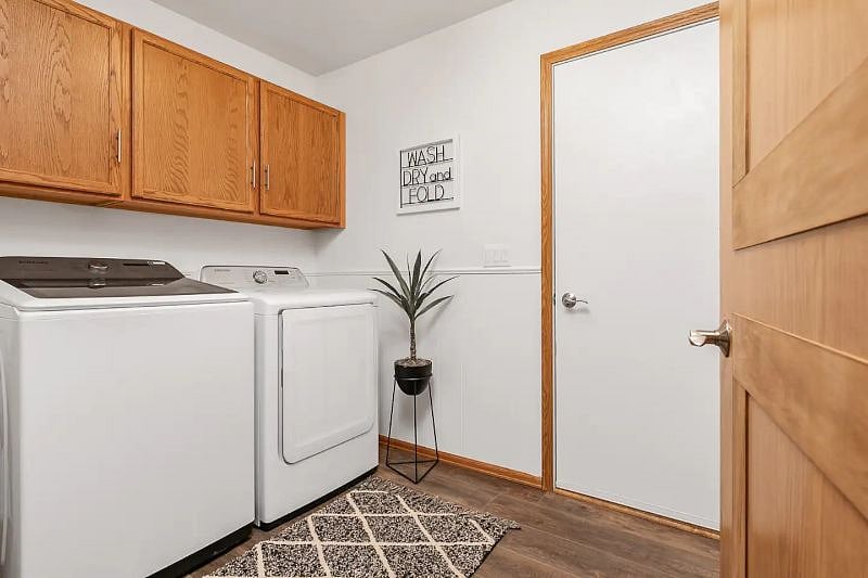 Furnished Finder property 415703_1 photo 33