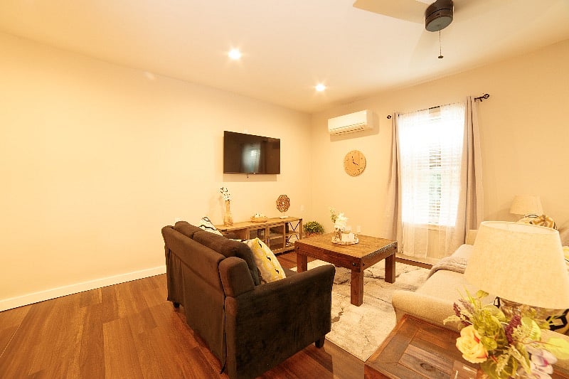 Furnished Finder property 415720_1 photo 4