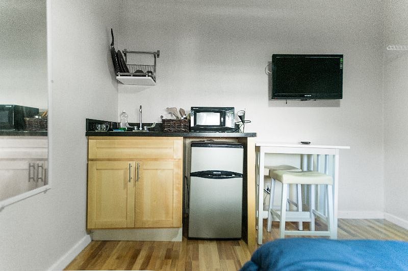 Most rooms with a kitchenette, with sink and countertop