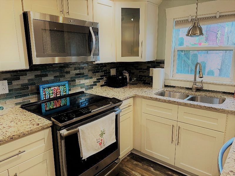 Furnished Finder property 415787_2 photo 7