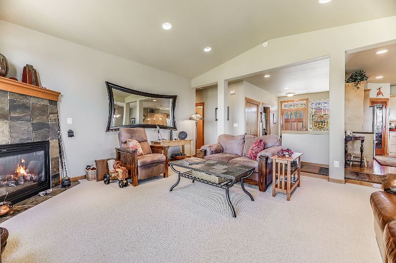 Furnished Finder property 415797_2 photo 20