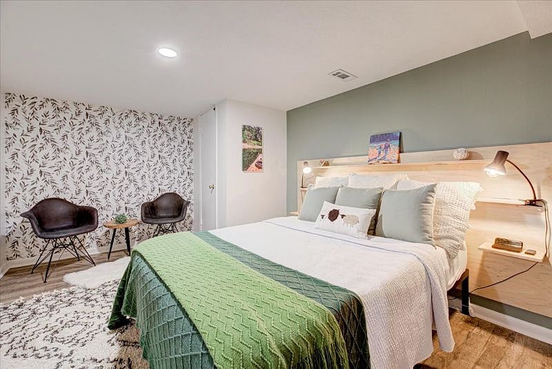 Furnished Finder property 415887_1 photo 22