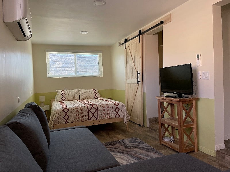 Furnished Finder property 415902_1 photo 13