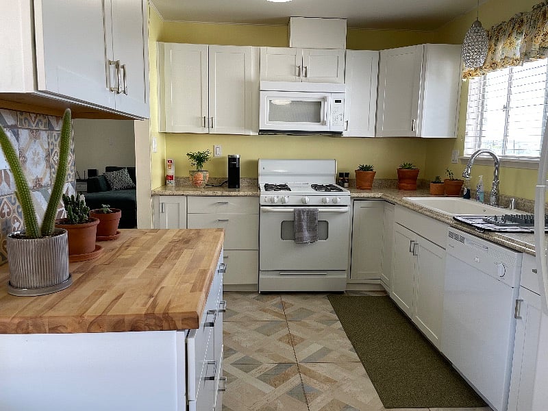 Furnished Finder property 415902_1 photo 16