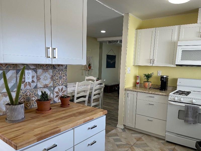 Furnished Finder property 415902_1 photo 18