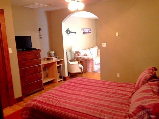 Furnished Finder property 415918_1 photo 1