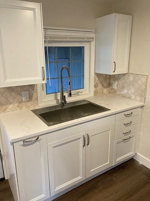 Furnished Finder property 415924_1 photo 6