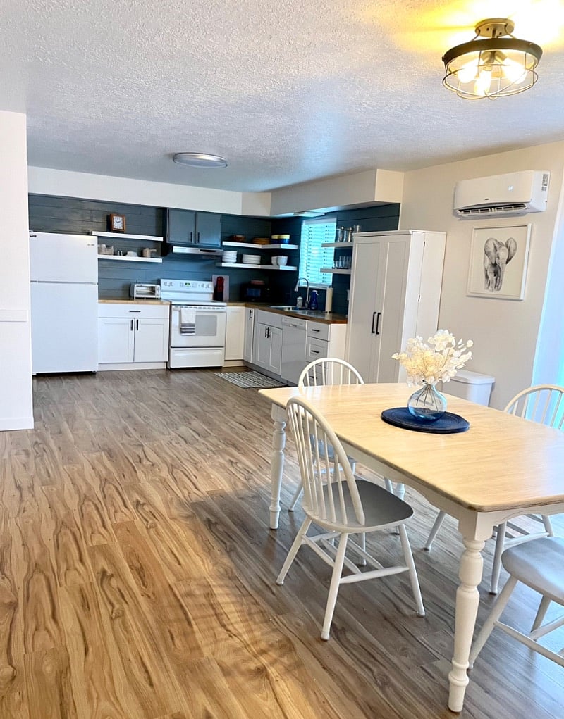 Furnished Finder property 415925_1 photo 3