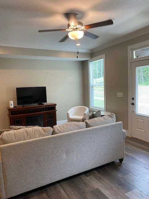 Furnished Finder property 415930_1 photo 24