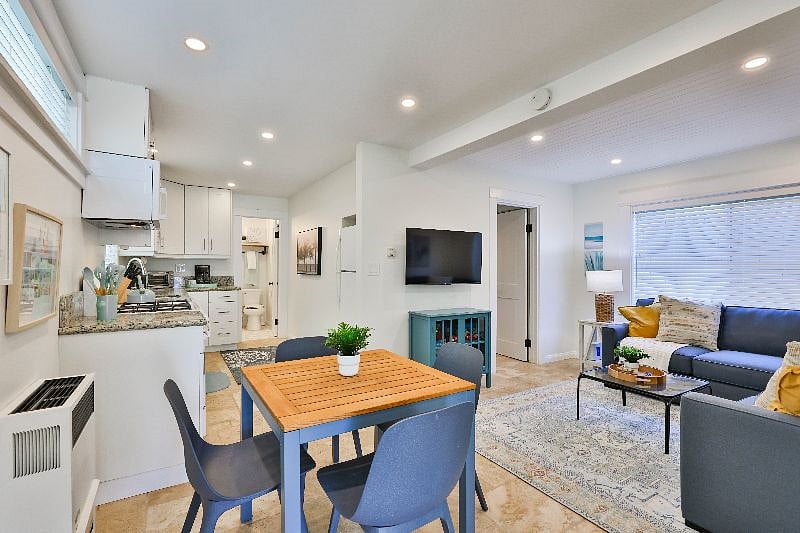 Furnished Finder property 415933_1 photo 13
