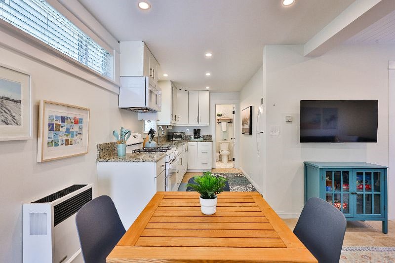 Furnished Finder property 415933_1 photo 14