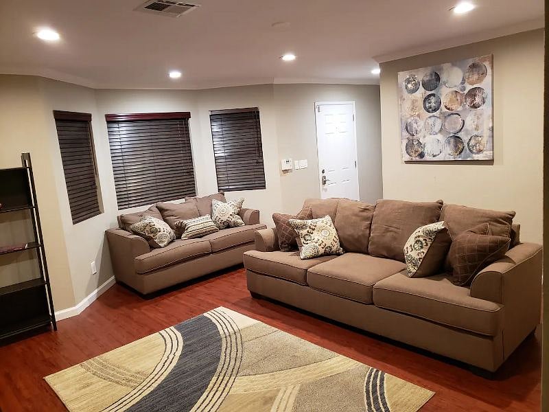 Furnished Finder property 415937_1 photo 8