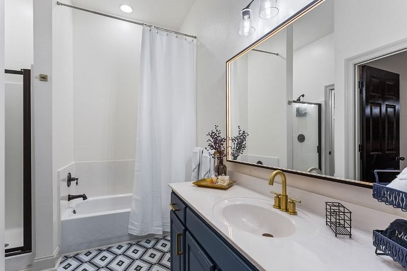 Furnished Finder property 416000_1 photo 11