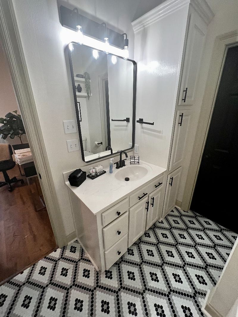 Furnished Finder property 416000_1 photo 23