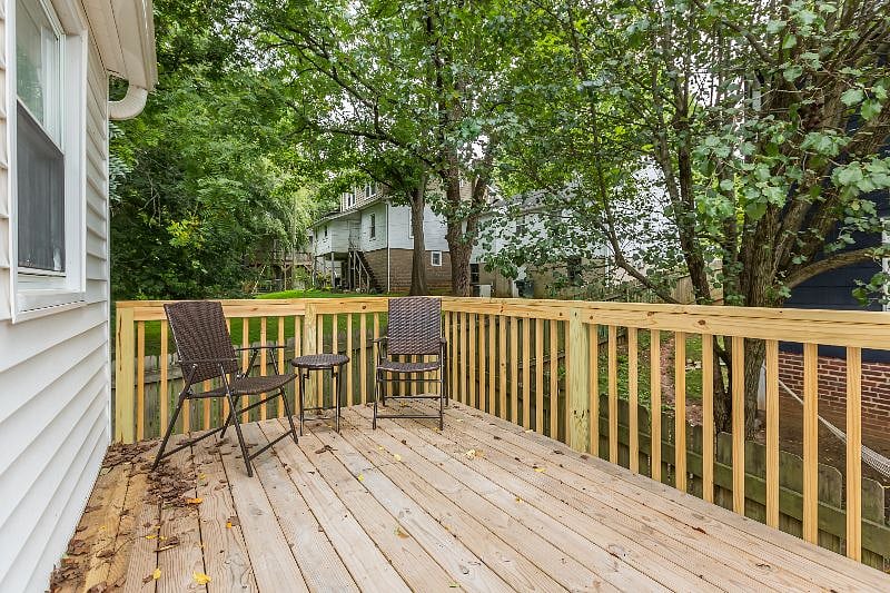 Furnished Finder property 416005_1 photo 25