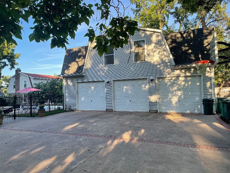Furnished Finder property 416029_1 photo 17