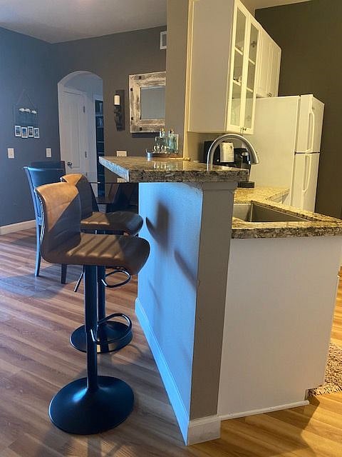 Furnished Finder property 416063_1 photo 12