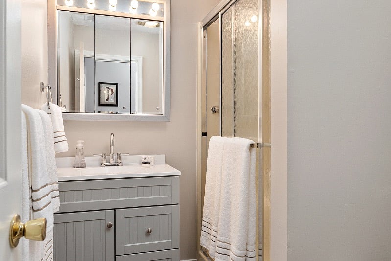 Bathroom with Shower Stall