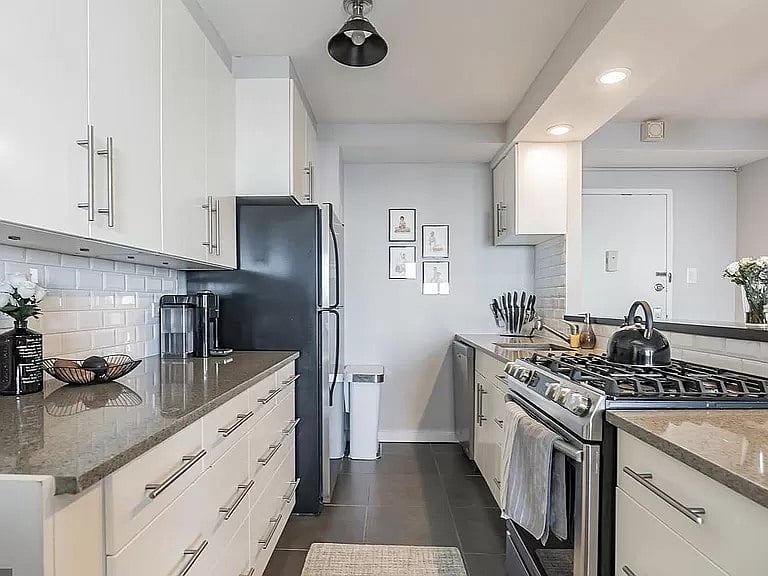 Furnished Finder property 416198_1 photo 15