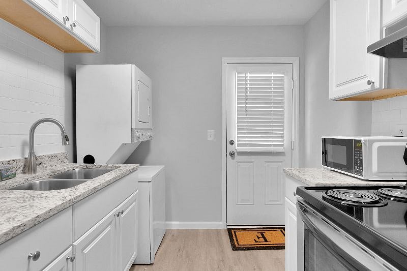Furnished Finder property 416209_1 photo 27