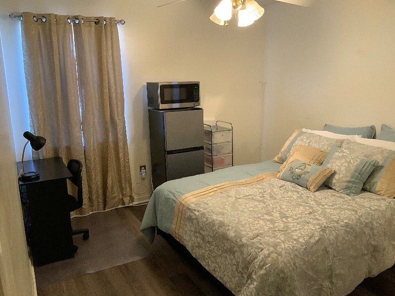 Furnished Finder property 416287_5 photo 4