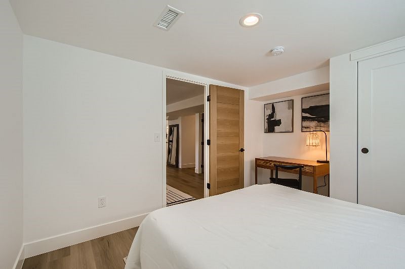 Furnished Finder property 416357_1 photo 17