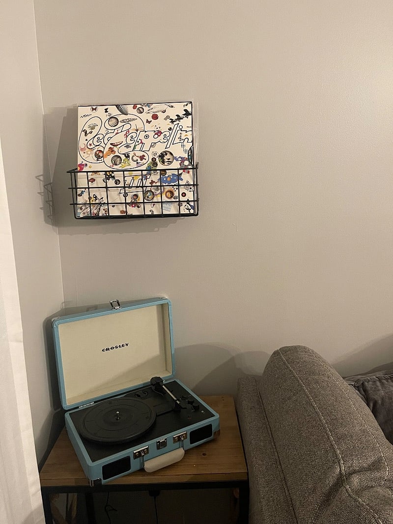 Enjoy some of our favorite records 