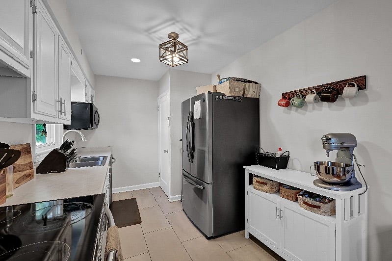 Furnished Finder property 416380_1 photo 3