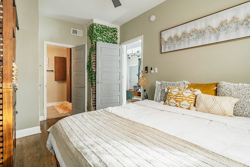 Furnished Finder property 416451_1 photo 12