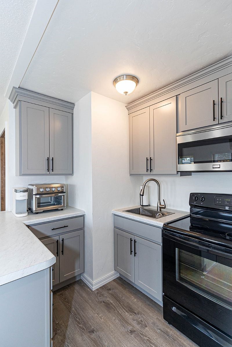Furnished Finder property 416472_1 photo 3