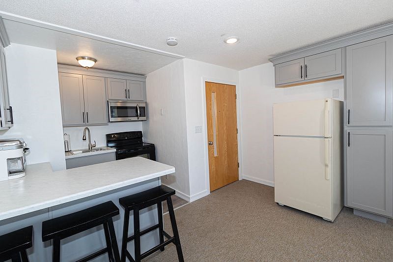 Furnished Finder property 416472_1 photo 6