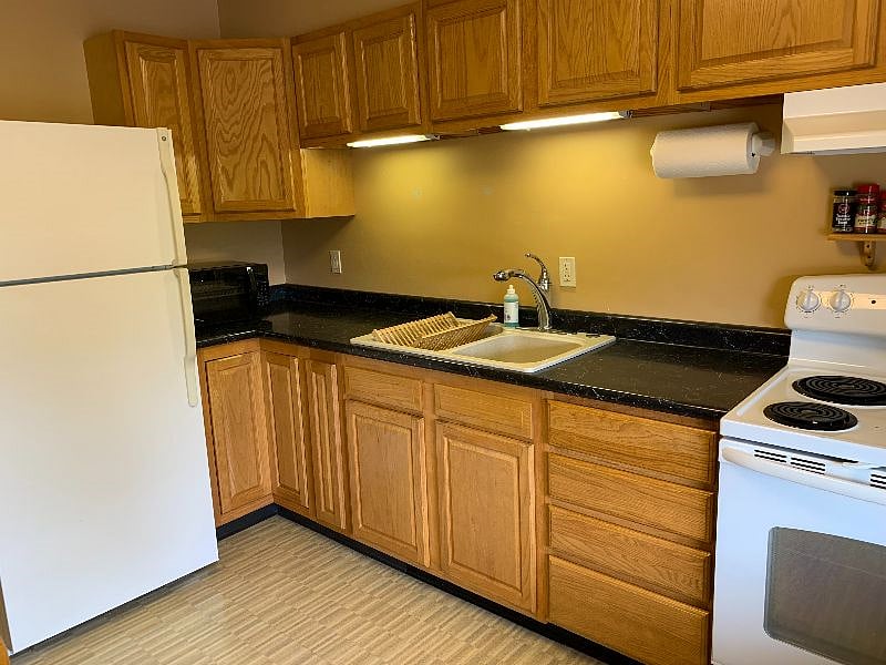 Furnished Finder property 416472_3 photo 9